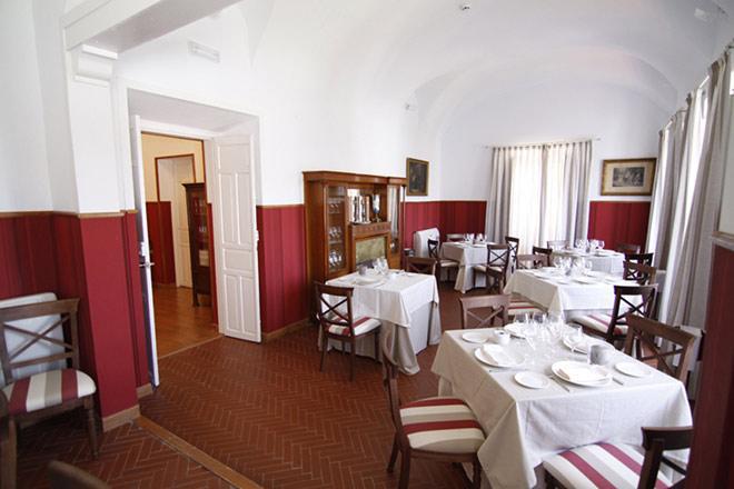 Casa Pizarro Hotel Caces Restaurant photo
